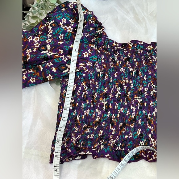 Band Of The Free AGATHE PURPLE FLORAL SMOCKED TOP Medium - Picture 8 of 9